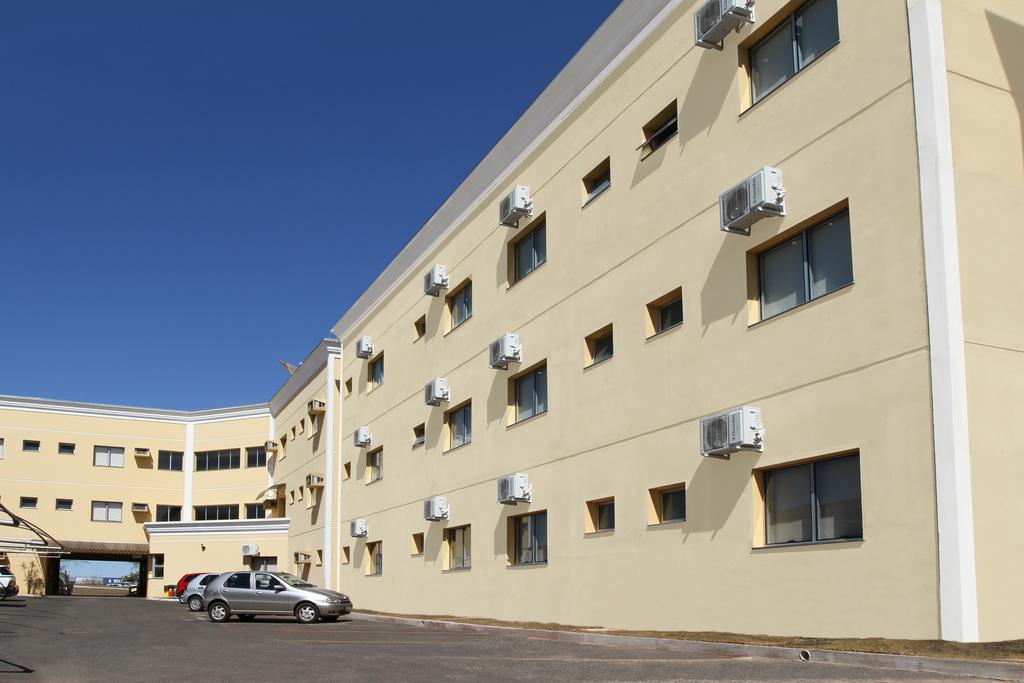 Hotel Jaguar Uberaba Exterior foto